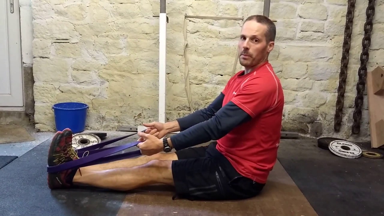 How to do Resistance Band Rows