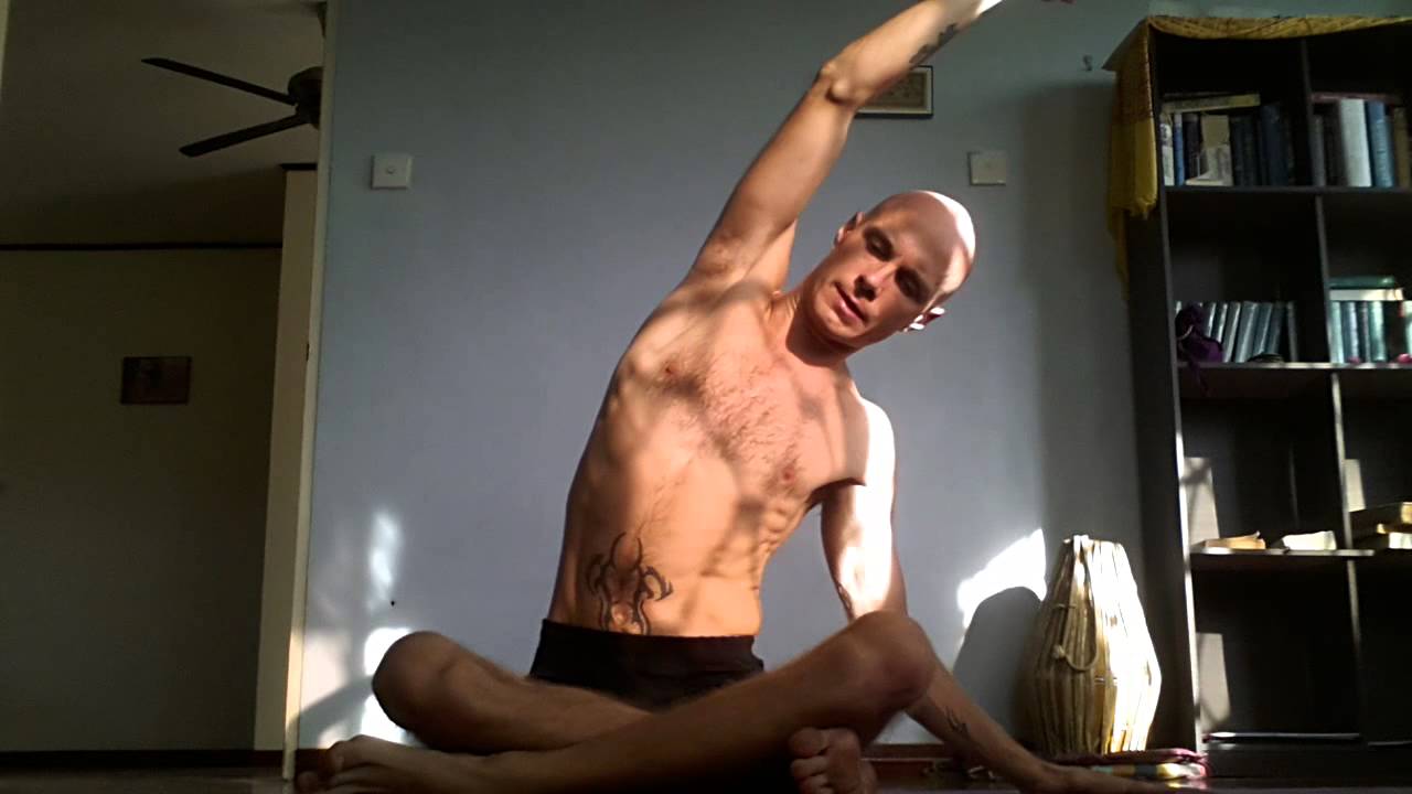 Parsva Sukhasana
