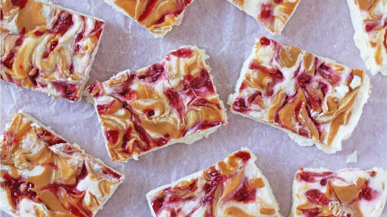 Peanut Butter & Jelly Frozen Yogurt Bark  | Healthy Summer Snack