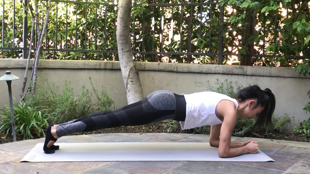 Tummy Tightening   Workout Forearm Plank Rock