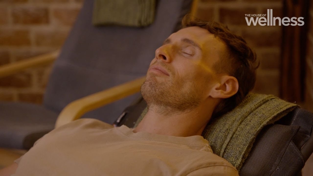What are the benefits of salt room therapy?