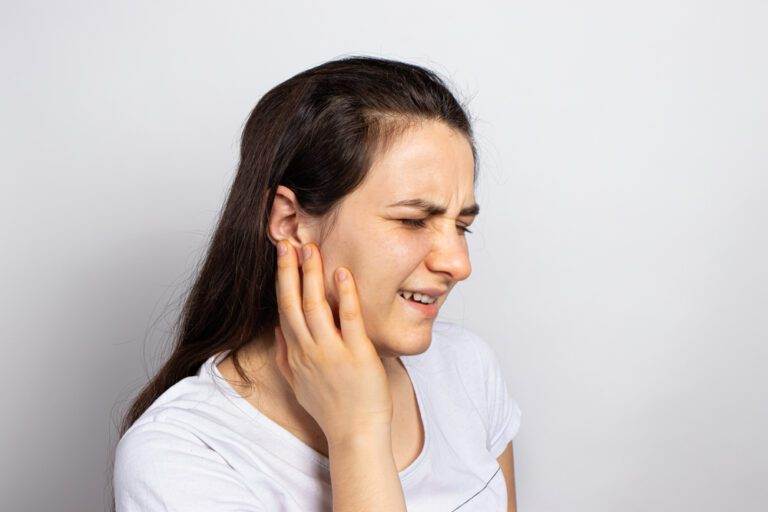 4 Important Reasons Behind Ear And Jaw Pain