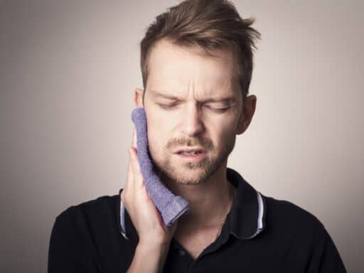 wisdom teeth headache
